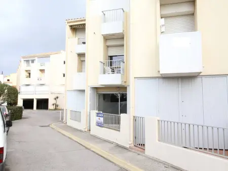 Spacieux T2 rénové proche étang de Thau, climatisé, terrasse, parking, WiFi à 800m des thermes - Photo 13