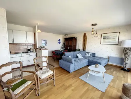 Appartement 2 chambres près de la plage avec balcon, ascenseur, garage et Wi-Fi gratuit - Photo 4