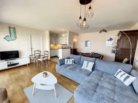 Appartement 2 chambres près de la plage avec balcon, ascenseur, garage et Wi-Fi gratuit - Photo 6