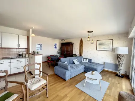 Appartement 2 chambres près de la plage avec balcon, ascenseur, garage et Wi-Fi gratuit - Photo 8