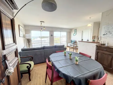 Appartement 2 chambres près de la plage avec balcon, ascenseur, garage et Wi-Fi gratuit - Photo 11