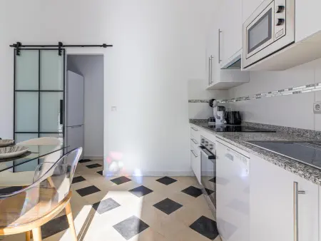 Grand appartement rénové, 4 chambres, parking, centre de Malaga - Photo 12