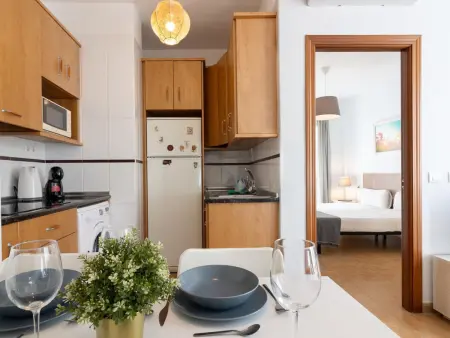 Appartement lumineux 1 chambre, tout neuf, climatisé et connecté, cœur de Málaga - Photo 6