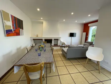 Maison rénovée 5 pièces, jardin clos, à 2 pas de l'océan, pour 10 personnes - Saint-Jean-de-Monts - Photo 2