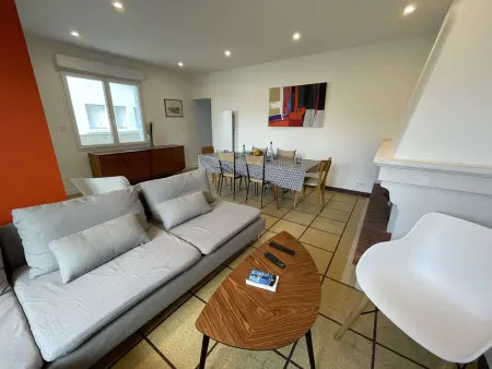 Maison rénovée 5 pièces, jardin clos, à 2 pas de l'océan, pour 10 personnes - Saint-Jean-de-Monts - Photo 3