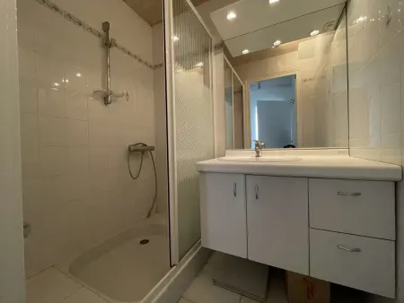 Maison rénovée 5 pièces, jardin clos, à 2 pas de l'océan, pour 10 personnes - Saint-Jean-de-Monts - Photo 11
