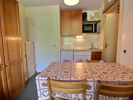 Appartement au pied des pistes avec terrasse, Appartement 4 personnes à Plagne Soleil - Photo 4