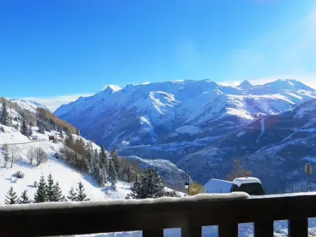Appartement studio cabine bien rénové à 100m des pistes avec parking - Auris en Oisans - Photo 1