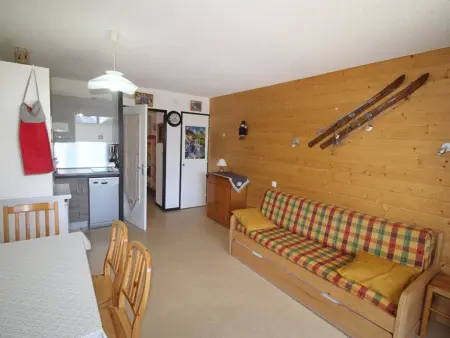 Appartement studio cabine bien rénové à 100m des pistes avec parking - Auris en Oisans - Photo 3