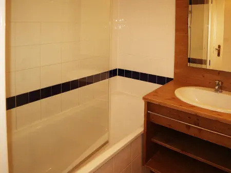 Studio skis aux pieds avec piscine à 20m, Appartement 4 personnes à Les Orres - Photo 4