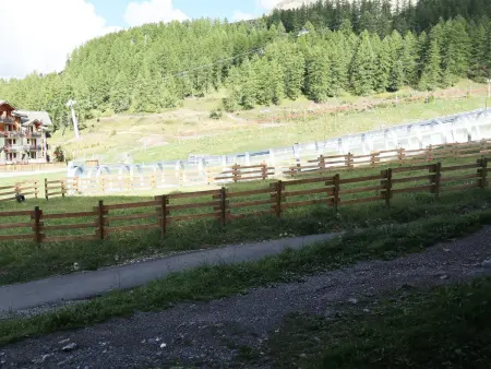 Studio skis aux pieds avec piscine à 20m, Appartement 4 personnes à Les Orres - Photo 6