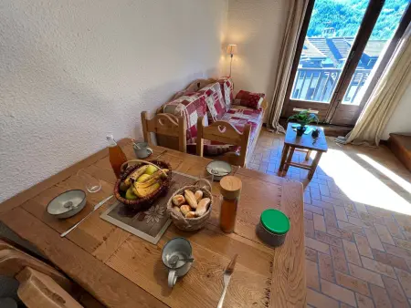 Chaleureux Appartement au Centre Village avec Cheminée - Photo 2