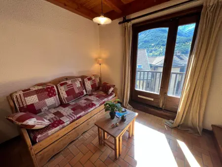 Chaleureux Appartement au Centre Village avec Cheminée - Photo 3