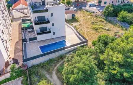 Appartement 5 personnes à Okrug Gornji - Photo 7