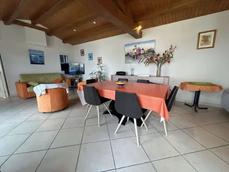 Maison familiale proche plage et port, avec terrasse équipée, Netflix, WiFi, ménage inclus - Photo 1