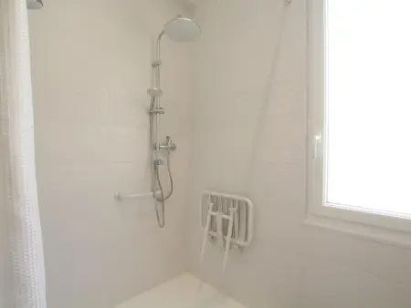 Maison spacieuse avec piscine chauffée et animaux acceptés - Photo 15