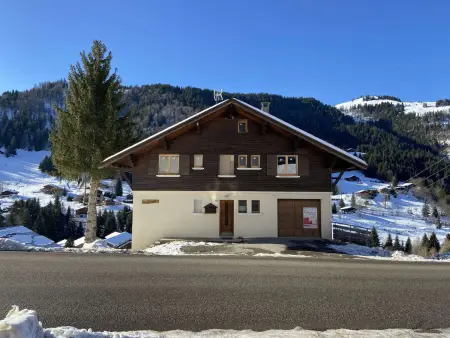 Duplex rénové 2020, 4 chambres, balcon, parking à La Clusaz - Photo 16