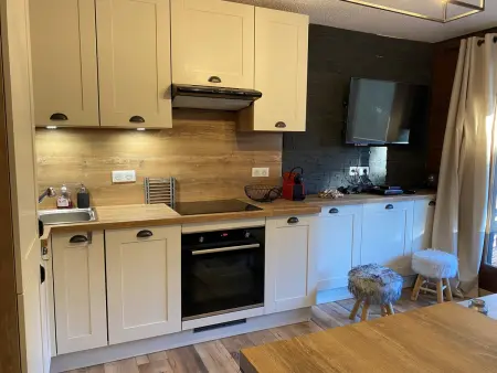 Moderne appartement avec grande terrasse exposée sud, parking, TV et internet - 4 personnes - Photo 12