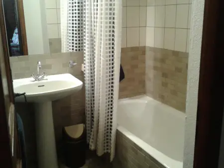 Duplex confortable 3 pièces, balcon ouest et parking sécurisé à Châtel - Photo 8