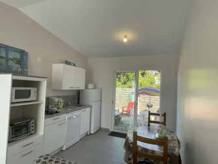Petite maison neuve à 250m de la plage avec jardin clos, terrasse et parking - L'Épine - Photo 4