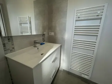 Petite maison neuve à 250m de la plage avec jardin clos, terrasse et parking - L'Épine - Photo 10