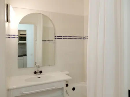 Studio Cabine 4 Pers. Ski aux Pieds Balcon Sud Animaux Ok - Photo 3