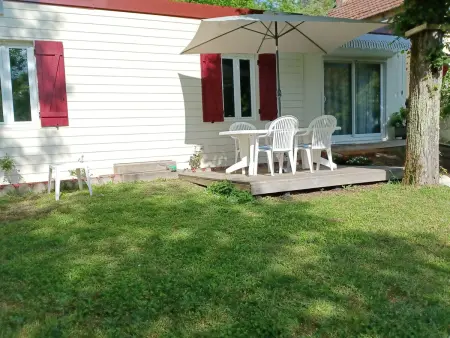 Maison en Berry avec jardin clos et terrasse - draps et ménage inclus - Photo 9