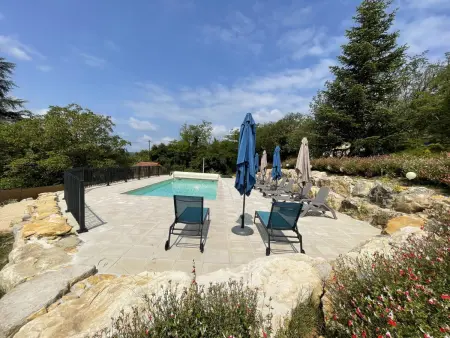 Gîte familial avec piscine commune, WiFi et animaux acceptés au cœur du Périgord - Photo 1