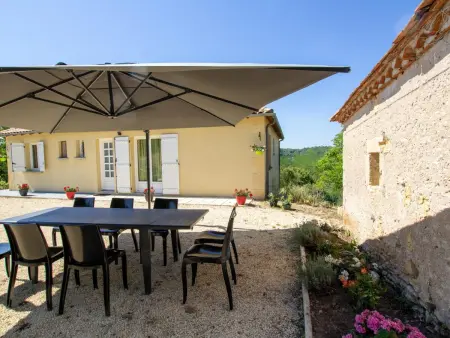 Gîte familial avec piscine commune, WiFi et animaux acceptés au cœur du Périgord - Photo 2