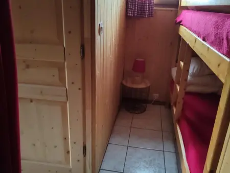 Studio cosy 4 pers, RDC, Sud, à 300m des pistes et 250m commerces, bien équipé, animaux admis. - Photo 2