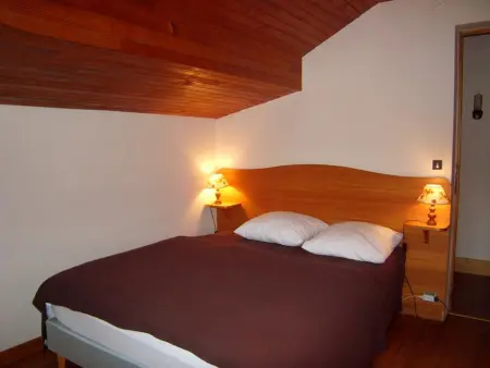 Chalet 8 pers. au pied des pistes avec parking à 50m des remontées mécaniques - Photo 3
