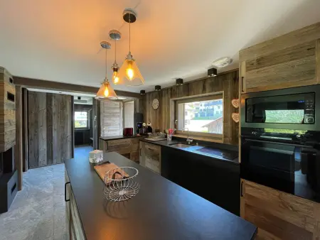 Duplex 11 pers. au centre de Crest-Voland, cheminée, ski-room, wifi, non fumeurs - Photo 4