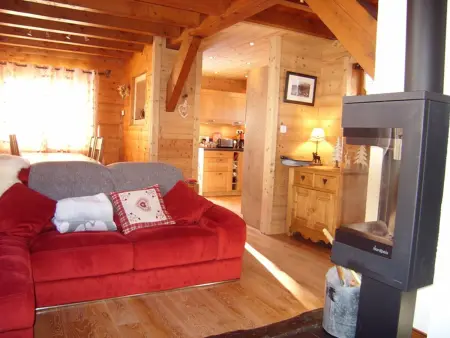 Chalet 8 pers. à 350m des pistes, 4 ch., WiFi, garage, poêle à bois, ensoleillé, Crest-Voland - Photo 1
