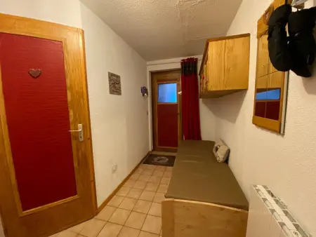 Appartement pour 4 pers. terrasse, proche centre et pistes, parking garage - Photo 4