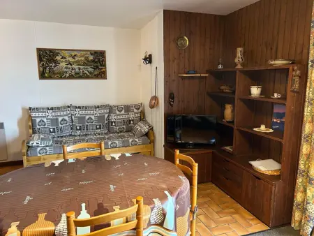 Studio cosy 4 pers. avec kitchenette équipée, parking, casier à skis, à 200m des pistes! - Photo 1