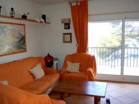 Appartement Front de Mer à Tossa de Mar avec Terrasse, Piscine et Accès Direct à 4 Plages Privées - Photo 3