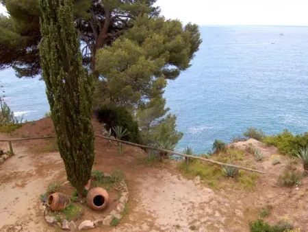 Appartement Front de Mer à Tossa de Mar avec Terrasse, Piscine et Accès Direct à 4 Plages Privées - Photo 12
