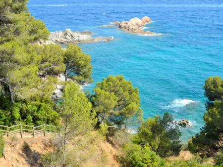 Appartement Front de Mer à Tossa de Mar avec Terrasse, Piscine et Accès Direct à 4 Plages Privées - Photo 13