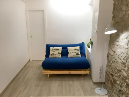 Loft moderne rénové, 4 pers, clim, Wi-Fi, centre historique, près plage - Tossa de Mar - Photo 5