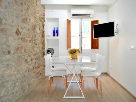 Loft moderne rénové, 4 pers, clim, Wi-Fi, centre historique, près plage - Tossa de Mar - Photo 11