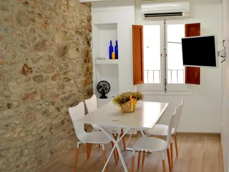 Loft moderne rénové, 4 pers, clim, Wi-Fi, centre historique, près plage - Tossa de Mar - Photo 12