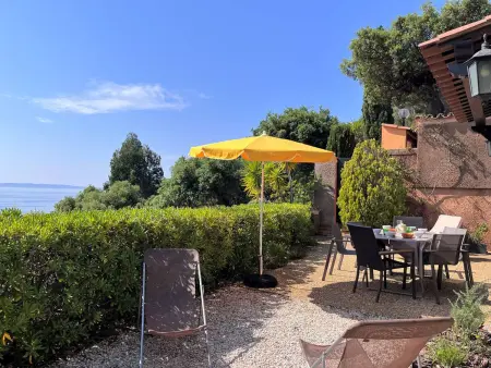Maison Calme 3 Pièces avec Terrasse, Clim et Garage - Le Lavandou - Photo 1