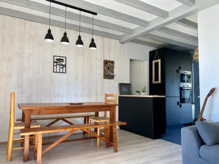 Maison avec terrasse et piscine privée proche plage - Photo 5