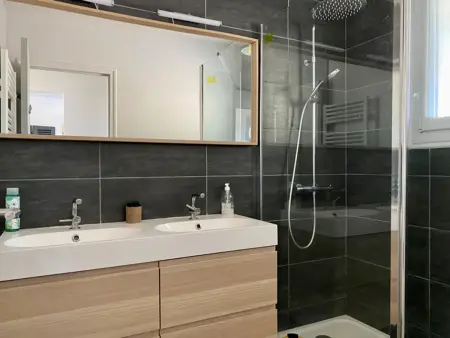 Maison avec terrasse et piscine privée proche plage - Photo 9
