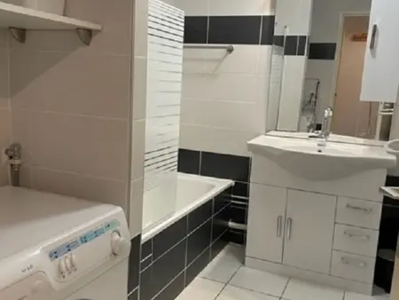Appartement 3 pièces, 7 pers. avec WIFI, à 20m des pistes, balcons et casier à skis - Photo 10