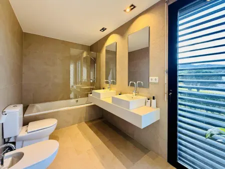 Spacieuse maison moderne avec piscine privée à Santa Cristina d'Aro - Photo 12