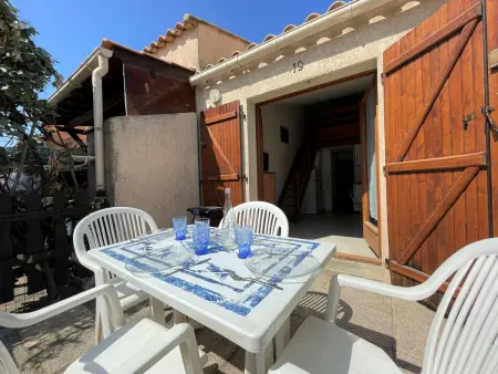 Studio mezzanine climatisé avec piscine, terrasse, parking privé et proche plage - Gruissan - Photo 10
