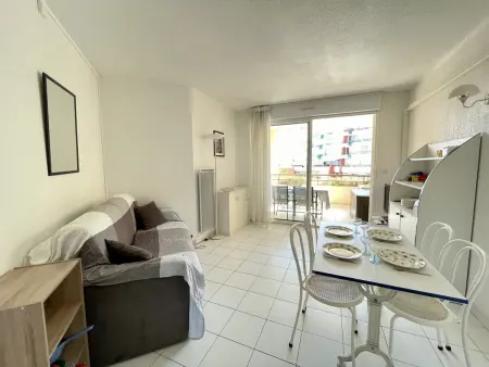 Appartement pour 4 en bord de mer à Sète avec parking privatif - Photo 1
