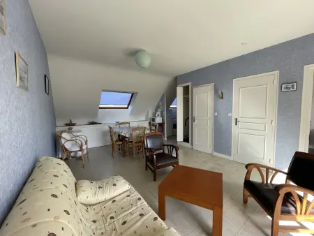 Appartement avec Balcon à 500m de la Plage et Proche Commerces à Jullouville - Photo 5