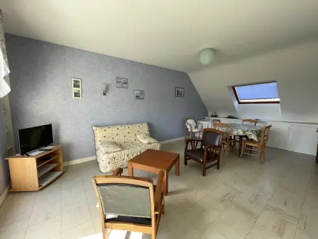 Appartement avec Balcon à 500m de la Plage et Proche Commerces à Jullouville - Photo 7
